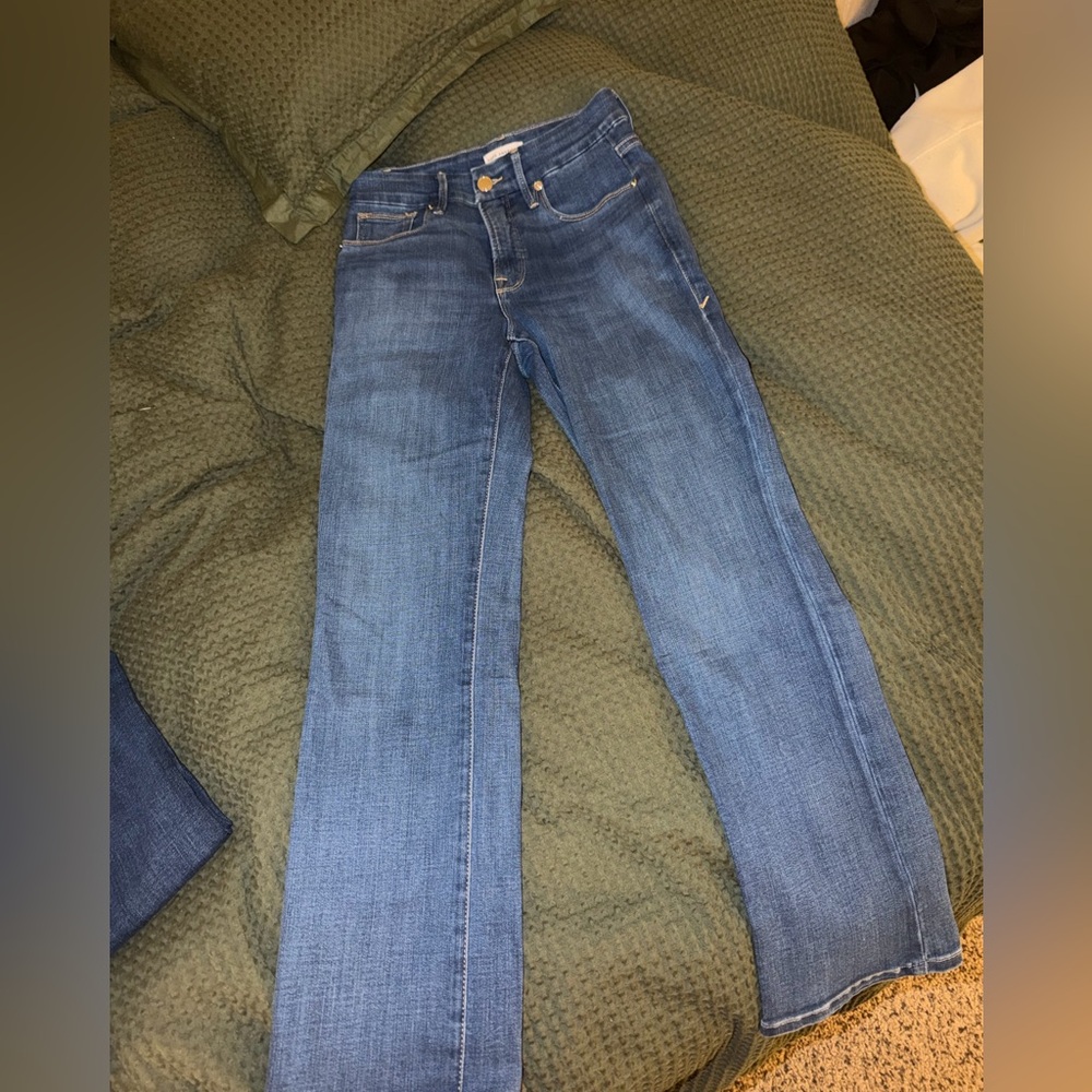 Good American straight leg Jean.